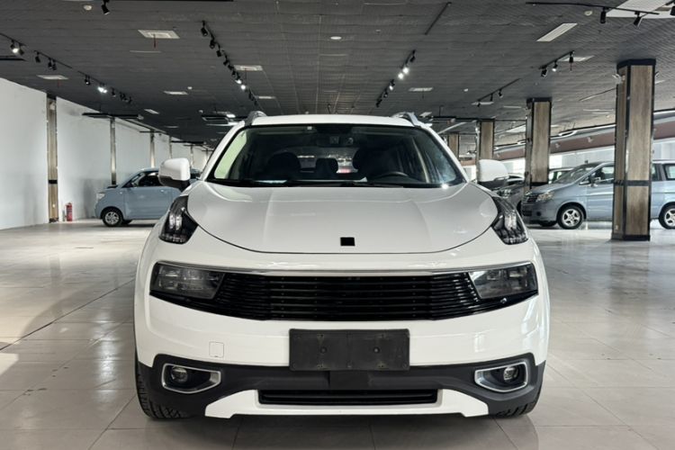 Used Lynk & Co 01 2018 2.0T Two-Wheel-Drive + Version Exterior 2