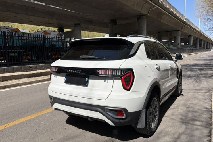 Used Lynk & Co 01 2018 2.0T Two-Wheel-Drive + Version Exterior 3