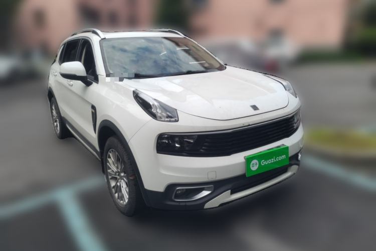 Used Lynk & Co 01 2018 2.0T Two-Wheel-Drive + Version Front Right 45 Deg