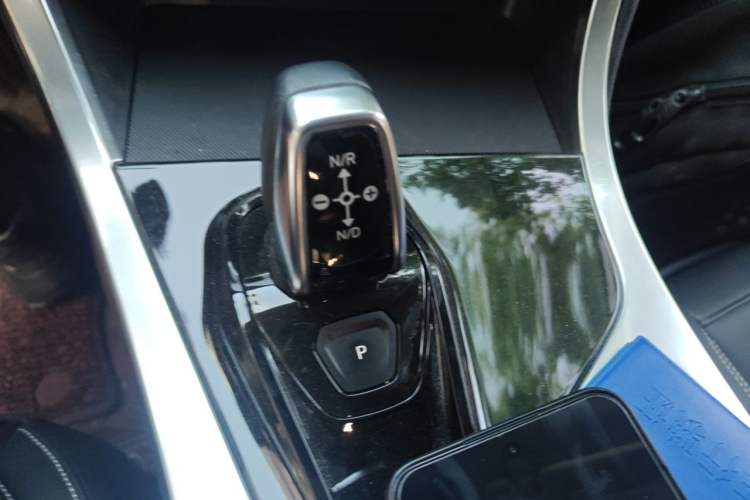 Used Lynk & Co 01 2018 2.0T Two-Wheel-Drive + Version Gear Lever