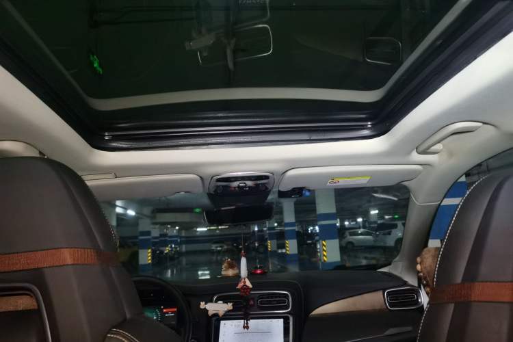 Used Lynk & Co 01 2018 2.0T Two-Wheel-Drive + Version Headliner
