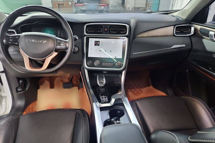 Used Lynk & Co 01 2018 2.0T Two-Wheel-Drive + Version Interior 3