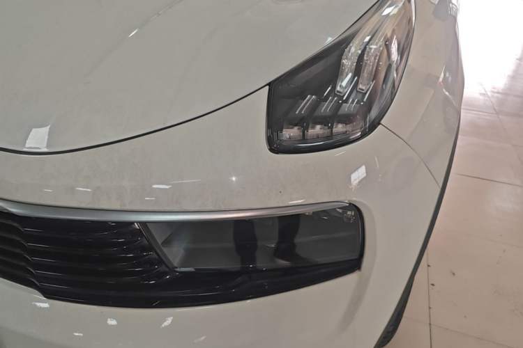 Used Lynk & Co 01 2018 2.0T Two-Wheel-Drive + Version Left Front Headlight