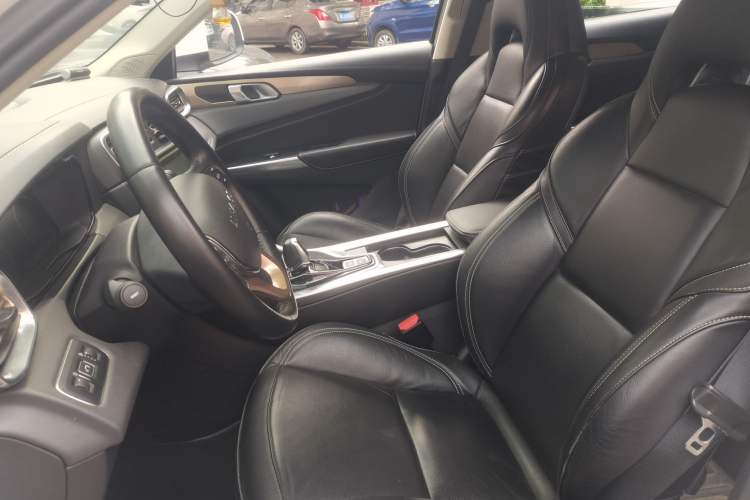 Used Lynk & Co 01 2018 2.0T Two-Wheel-Drive + Version Left Front Seat