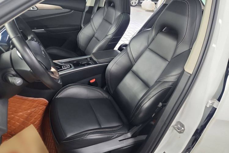 Used Lynk & Co 01 2018 2.0T Two-Wheel-Drive + Version Left Front Seat