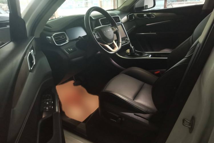 Used Lynk & Co 01 2018 2.0T Two-Wheel-Drive + Version Left Front Seat