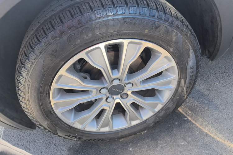 Used Lynk & Co 01 2018 2.0T Two-Wheel-Drive + Version Left Front Wheel Hub