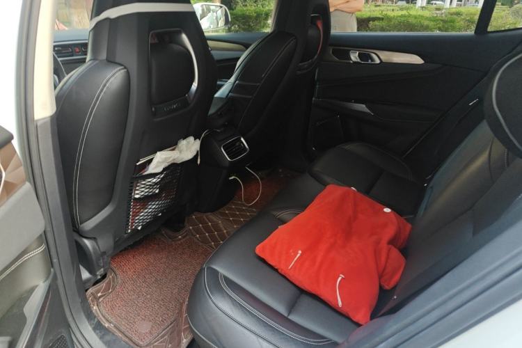 Used Lynk & Co 01 2018 2.0T Two-Wheel-Drive + Version Left Rear Seat