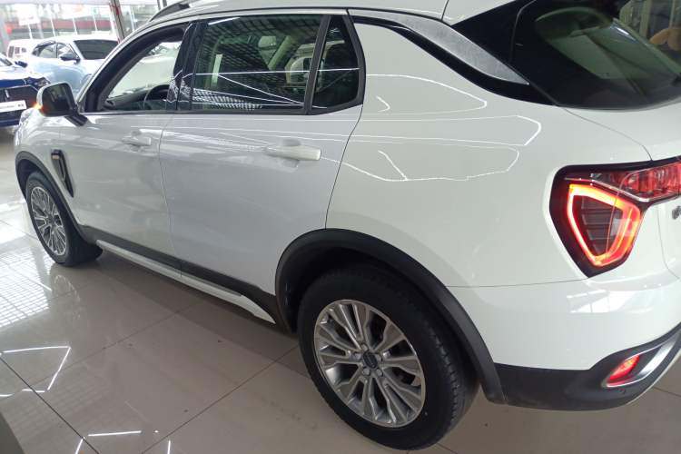 Used Lynk & Co 01 2018 2.0T Two-Wheel-Drive + Version Left Side