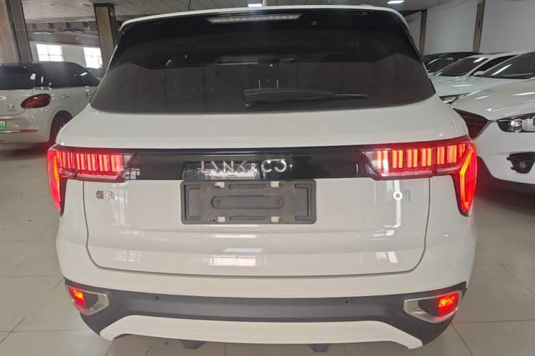 Used Lynk & Co 01 2018 2.0T Two-Wheel-Drive + Version Rear
