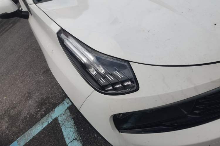 Used Lynk & Co 01 2018 2.0T Two-Wheel-Drive + Version Right Front Headlight