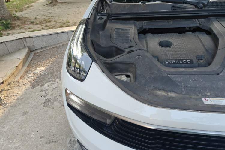 Used Lynk & Co 01 2018 2.0T Two-Wheel-Drive + Version Right Front Headlight