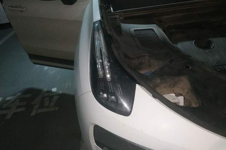 Used Lynk & Co 01 2018 2.0T Two-Wheel-Drive + Version Right Front Headlight