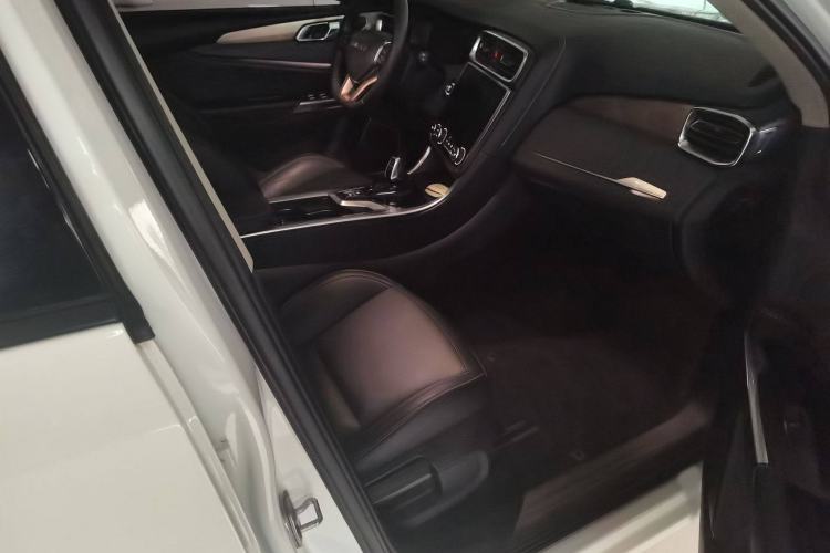 Used Lynk & Co 01 2018 2.0T Two-Wheel-Drive + Version Right Front Seat