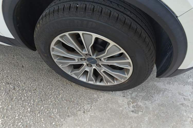 Used Lynk & Co 01 2018 2.0T Two-Wheel-Drive + Version Right Front Wheel Hub