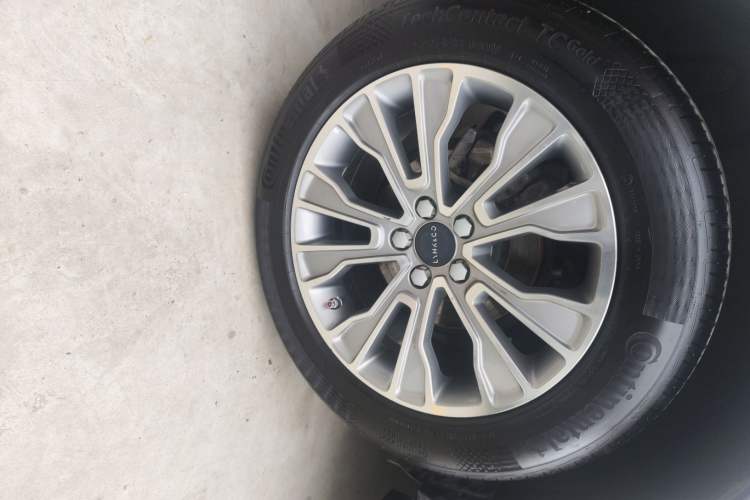 Used Lynk & Co 01 2018 2.0T Two-Wheel-Drive + Version Right Rear Wheel Hub