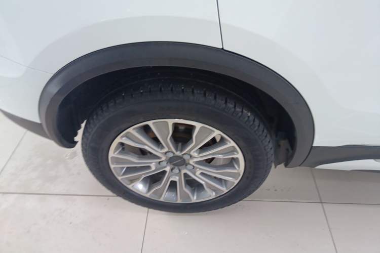 Used Lynk & Co 01 2018 2.0T Two-Wheel-Drive + Version Right Rear Wheel Hub