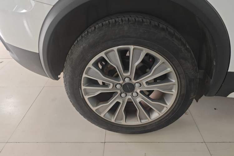 Used Lynk & Co 01 2018 2.0T Two-Wheel-Drive + Version Right Rear Wheel Hub