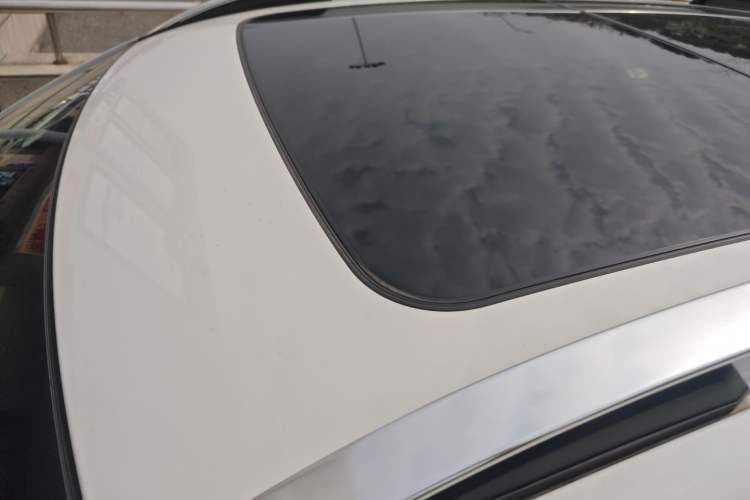 Used Lynk & Co 01 2018 2.0T Two-Wheel-Drive + Version Roof