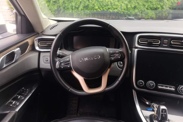 Used Lynk & Co 01 2018 2.0T Two-Wheel-Drive + Version Steering Wheel