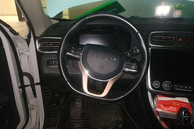 Used Lynk & Co 01 2018 2.0T Two-Wheel-Drive + Version Steering Wheel