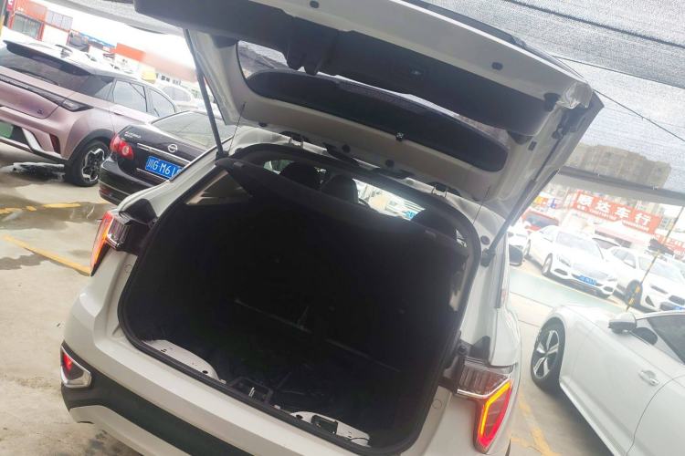 Used Lynk & Co 01 2018 2.0T Two-Wheel-Drive + Version Trunk