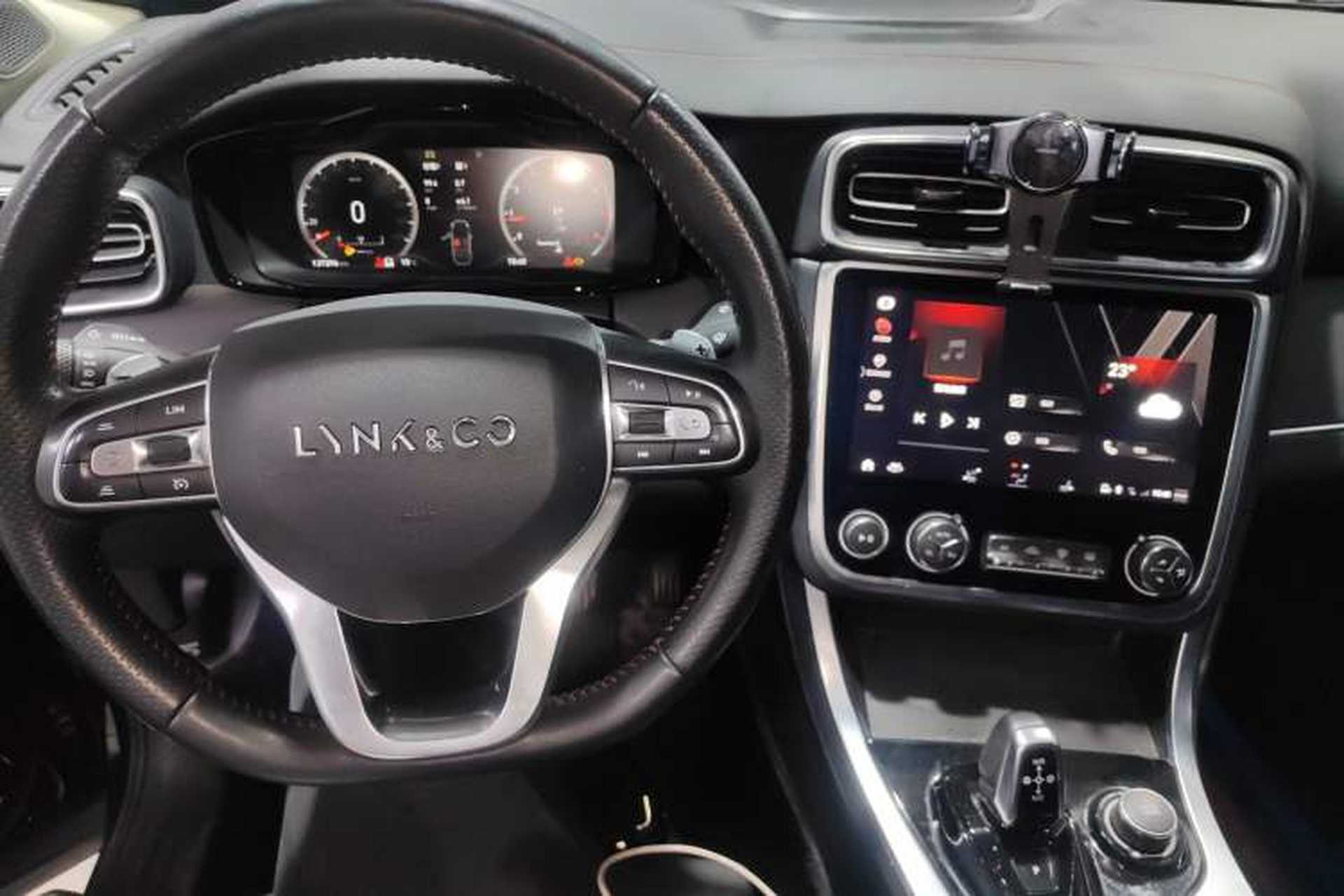 Used Lynk & Co 01 2019 2.0T Four-Wheel Drive Genie Pro Version China VI Standard Center Console