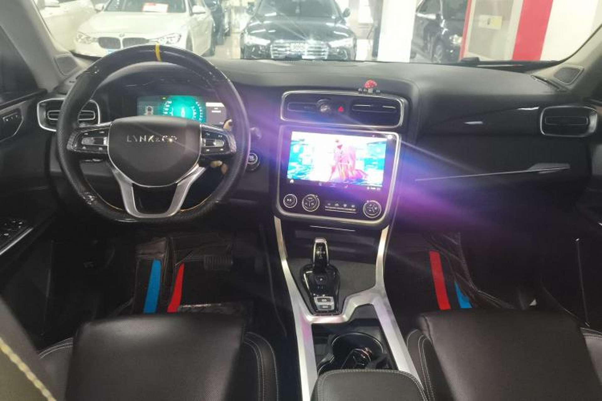 Used Lynk & Co 01 2019 2.0T Two-Wheel-Drive Pro Version China VI Standard Center Console