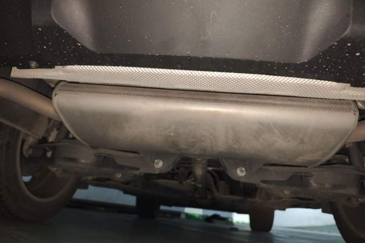 Used Lynk & Co 01 2019 2.0T Two-Wheel-Drive Pro Version China VI Standard Chassis Rear