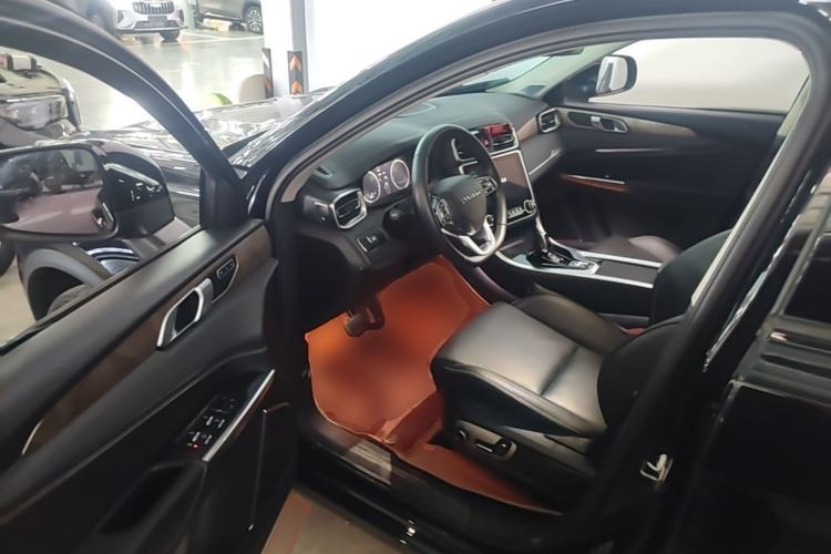 Used Lynk & Co 01 2019 2.0T Two-Wheel-Drive Pro Version China VI Standard Driver Seat