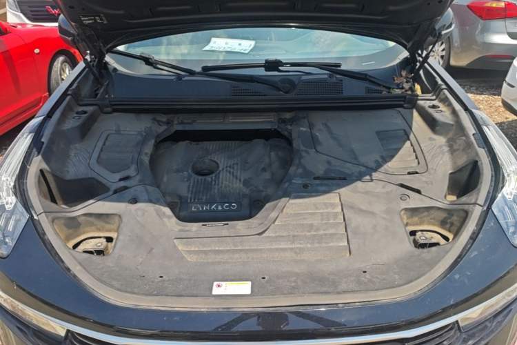 Used Lynk & Co 01 2019 2.0T Two-Wheel-Drive Version China VI Standard Engine Bay