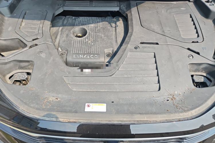 Used Lynk & Co 01 2019 2.0T Two-Wheel-Drive Pro Version China VI Standard Engine Bay
