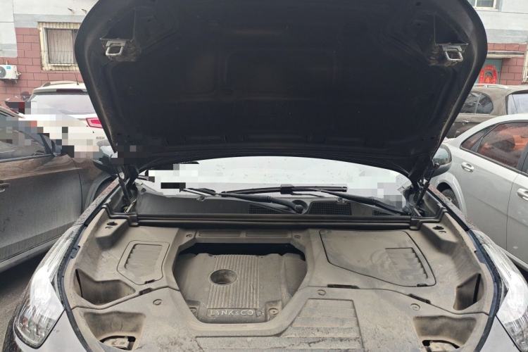 Used Lynk & Co 01 2019 2.0T Two-Wheel-Drive Pro Version China VI Standard Engine Bay