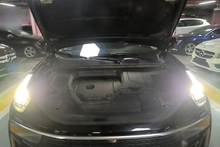 Used Lynk & Co 01 2019 2.0T Four-Wheel Drive Genie Pro Version China V Emission Standard Engine Bay