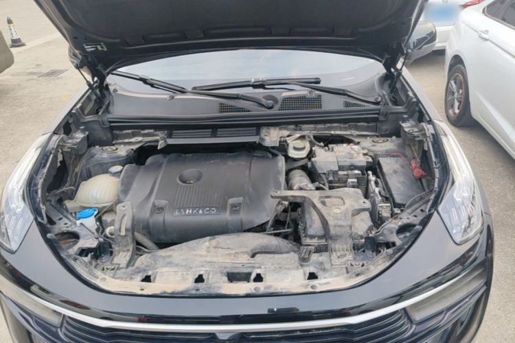 Used Lynk & Co 01 2019 2.0T Two-Wheel-Drive Pro Version China VI Standard Engine Bay