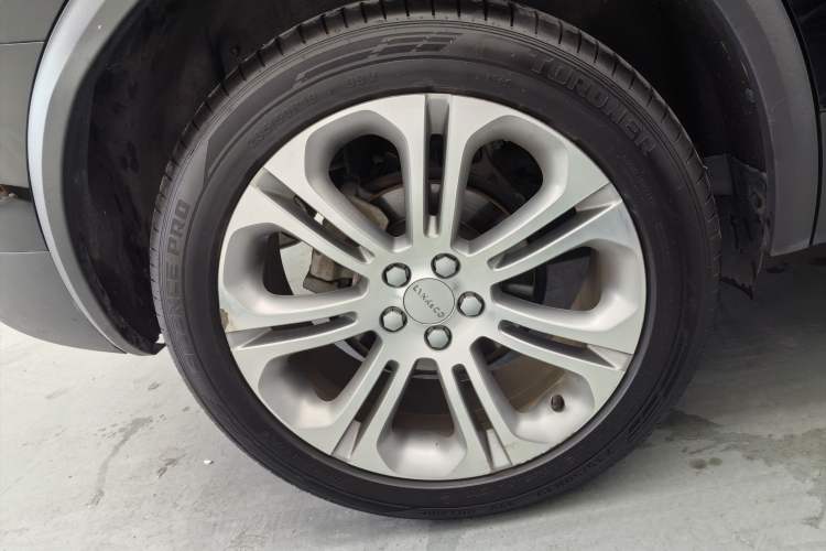 Used Lynk & Co 01 2019 2.0T Two-Wheel-Drive Pro Version China VI Standard Exterior 1