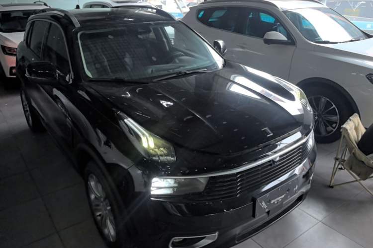 Used Lynk & Co 01 2019 2.0T Two-Wheel-Drive Pro Version China VI Standard Exterior 1