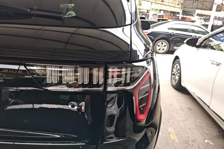 Used Lynk & Co 01 2019 2.0T Two-Wheel-Drive Pro Version China VI Standard Exterior 3