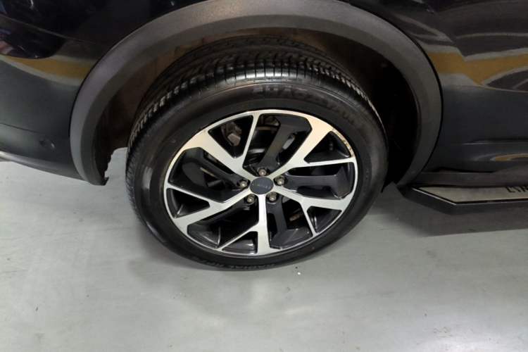 Used Lynk & Co 01 2019 2.0T Four-Wheel Drive Genie Pro Version China V Emission Standard Exterior 5