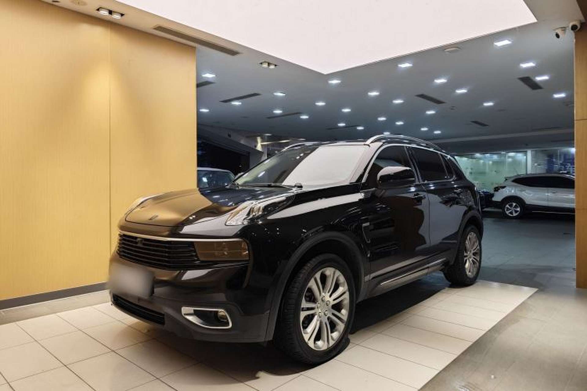Used Lynk & Co 01 2019 2.0T Two-Wheel-Drive Pro Version China VI Standard Front Left 45 Deg