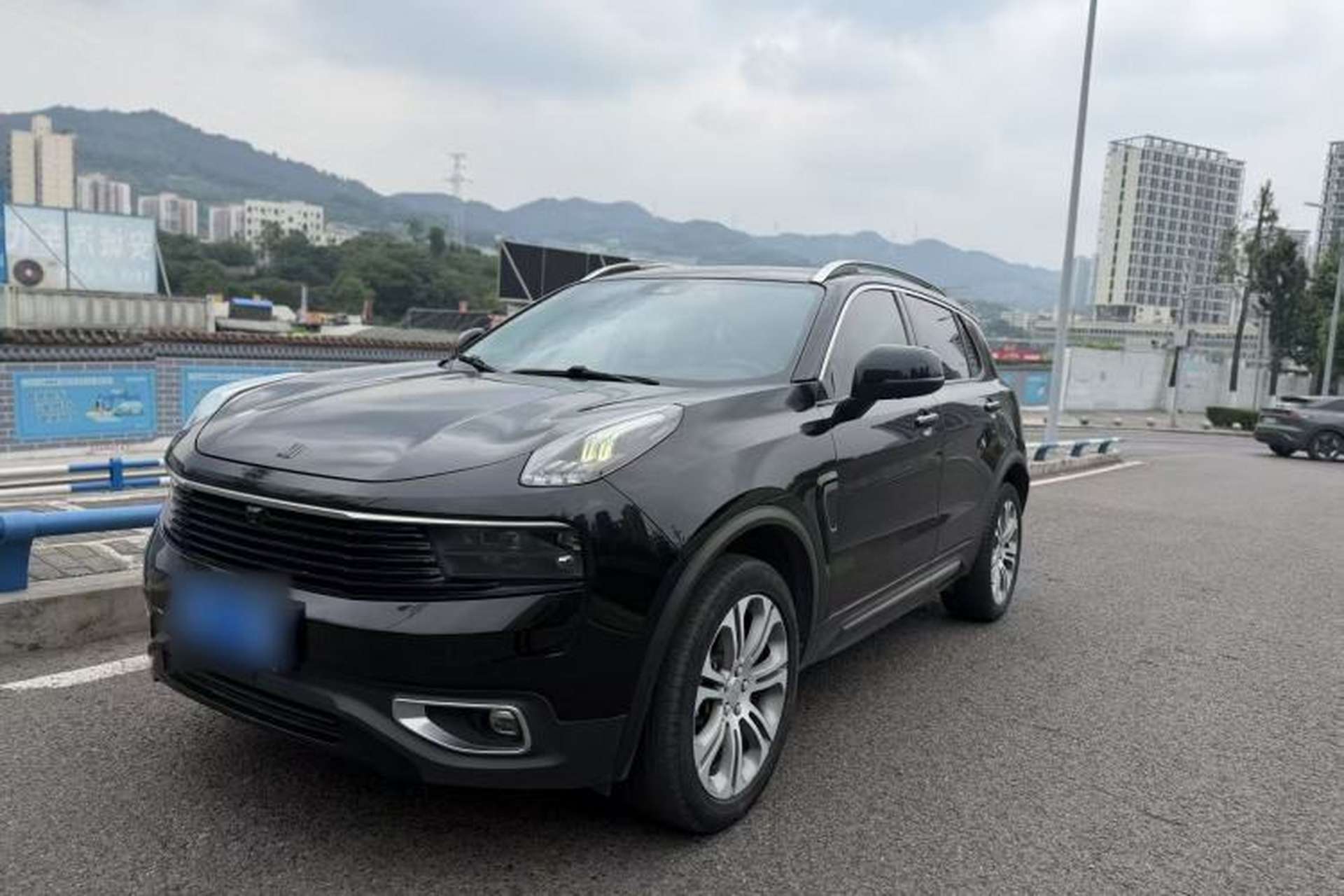 Used Lynk & Co 01 2019 2.0T Two-Wheel-Drive Pro Version China VI Standard Front Left 45 Deg