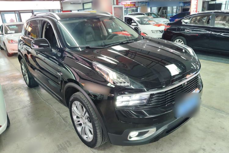 Used Lynk & Co 01 2019 2.0T Two-Wheel-Drive Pro Version China VI Standard Front Right 45 Deg