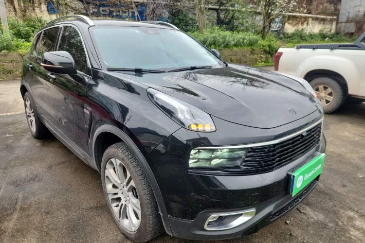 Used Lynk & Co 01 2019 2.0T Two-Wheel-Drive Pro Version China VI Standard Front Right 45 Deg