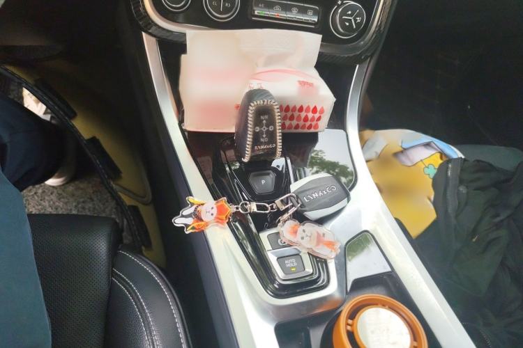 Used Lynk & Co 01 2019 2.0T Two-Wheel-Drive Pro Version China VI Standard Gear Lever