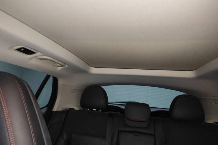 Used Lynk & Co 01 2019 2.0T Four-Wheel Drive Genie Pro Version China VI Standard Headliner
