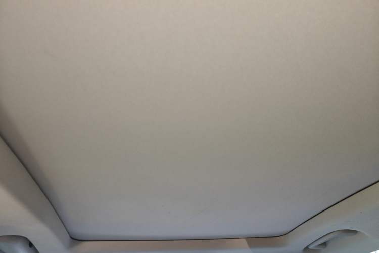 Used Lynk & Co 01 2019 2.0T Two-Wheel-Drive Pro Version China VI Standard Headliner