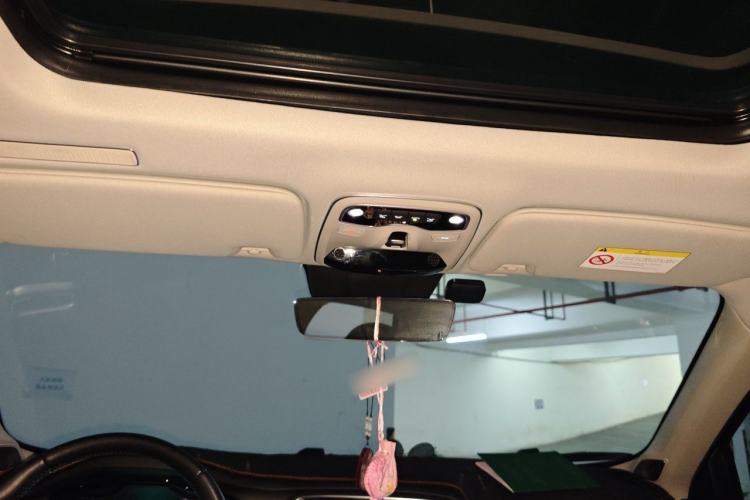 Used Lynk & Co 01 2019 2.0T Two-Wheel-Drive Pro Version China VI Standard Headliner