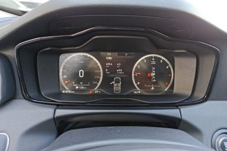 Used Lynk & Co 01 2019 2.0T Two-Wheel-Drive Pro Version China VI Standard Instrument Cluster