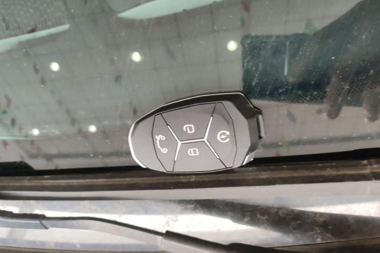 Used Lynk & Co 01 2019 2.0T Two-Wheel-Drive Pro Version China VI Standard Interior 1