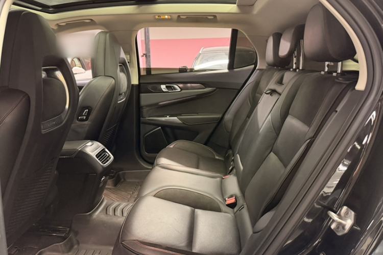 Used Lynk & Co 01 2019 2.0T Four-Wheel Drive Genie Pro Version China V Emission Standard Interior 1